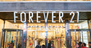 Clothing brand Forever 21 reports possible credit card breach Forever 21